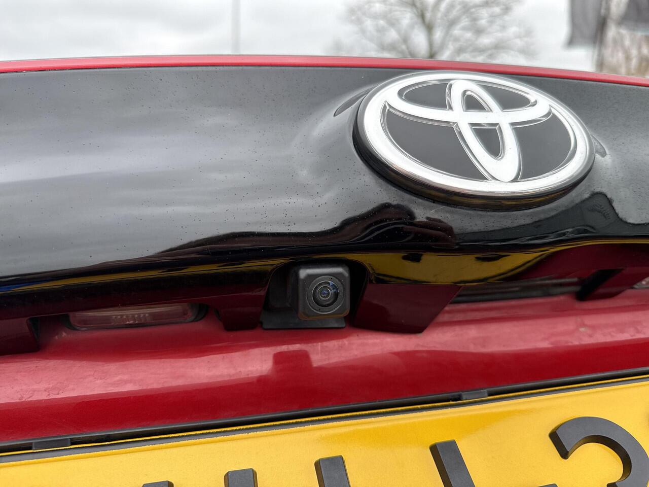 Toyota YARIS 1.5 Hybrid GR Sport | Navigatie | Apple CarPlay/Android auto | Achteruitrijcamera | JBL