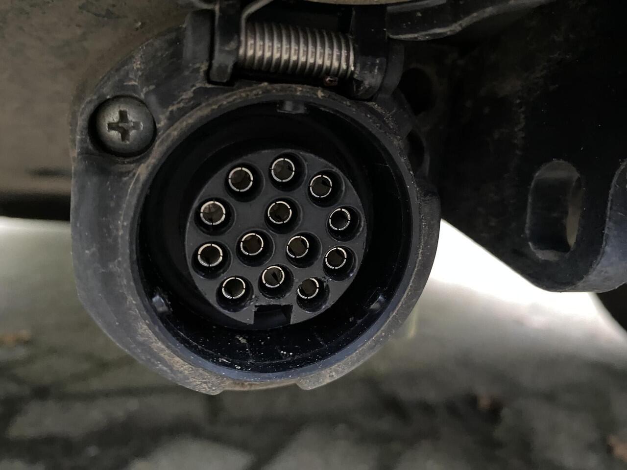 Toyota YARIS 1.5 Hybrid Active Afneembare Trekhaak, Navigatie Apple Carplay/Android Auto, achteruitrij camera, adaptieve cruise control, lage km stand!