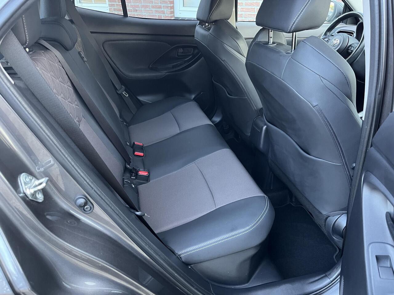 Toyota YARIS Cross 1.5 Hybrid Executive *Trekhaak*Matrix-LED*