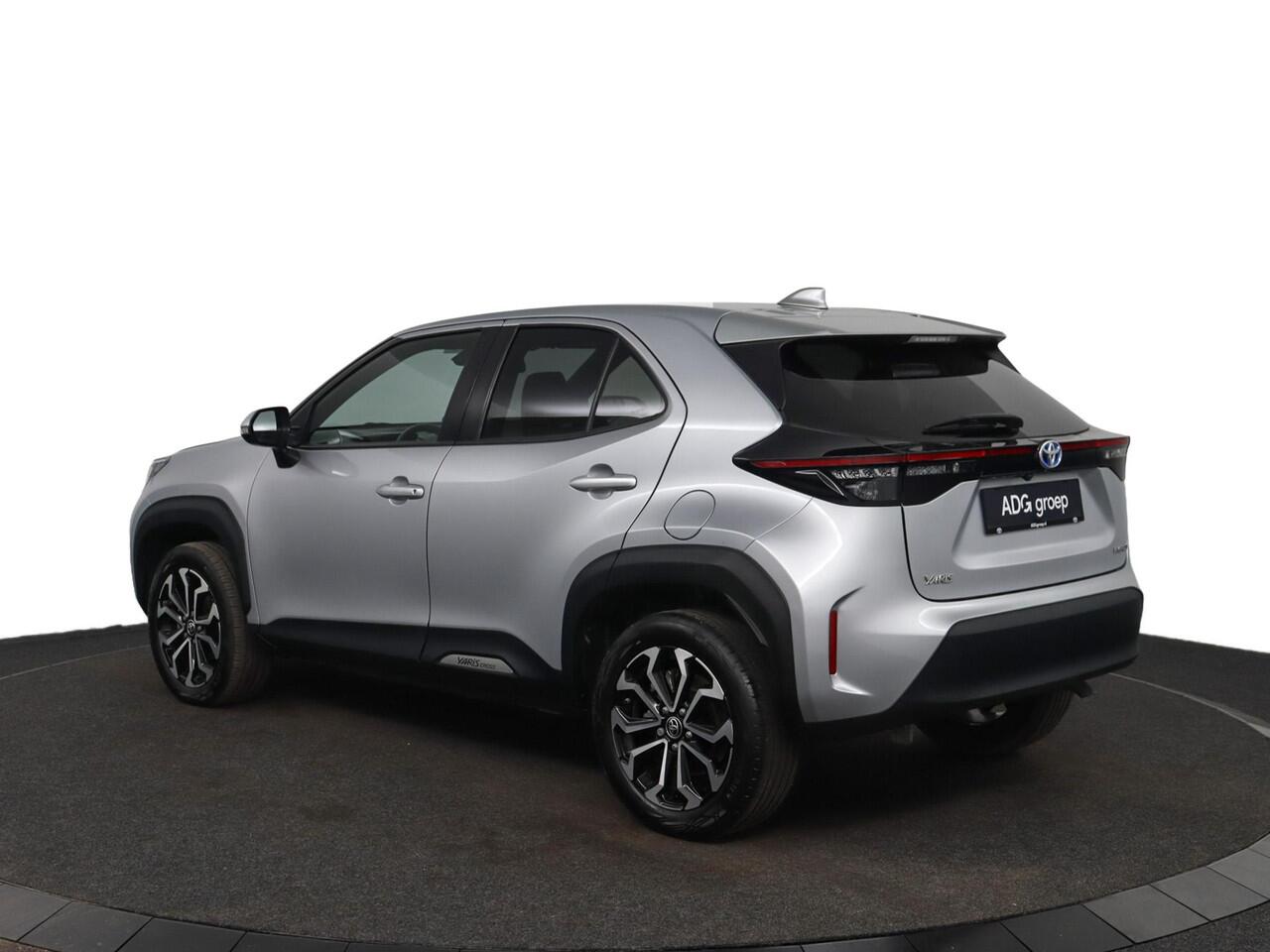 Toyota YARIS Cross 1.5 Hybrid Business Plus | Navigatie | LMV | Climate control |