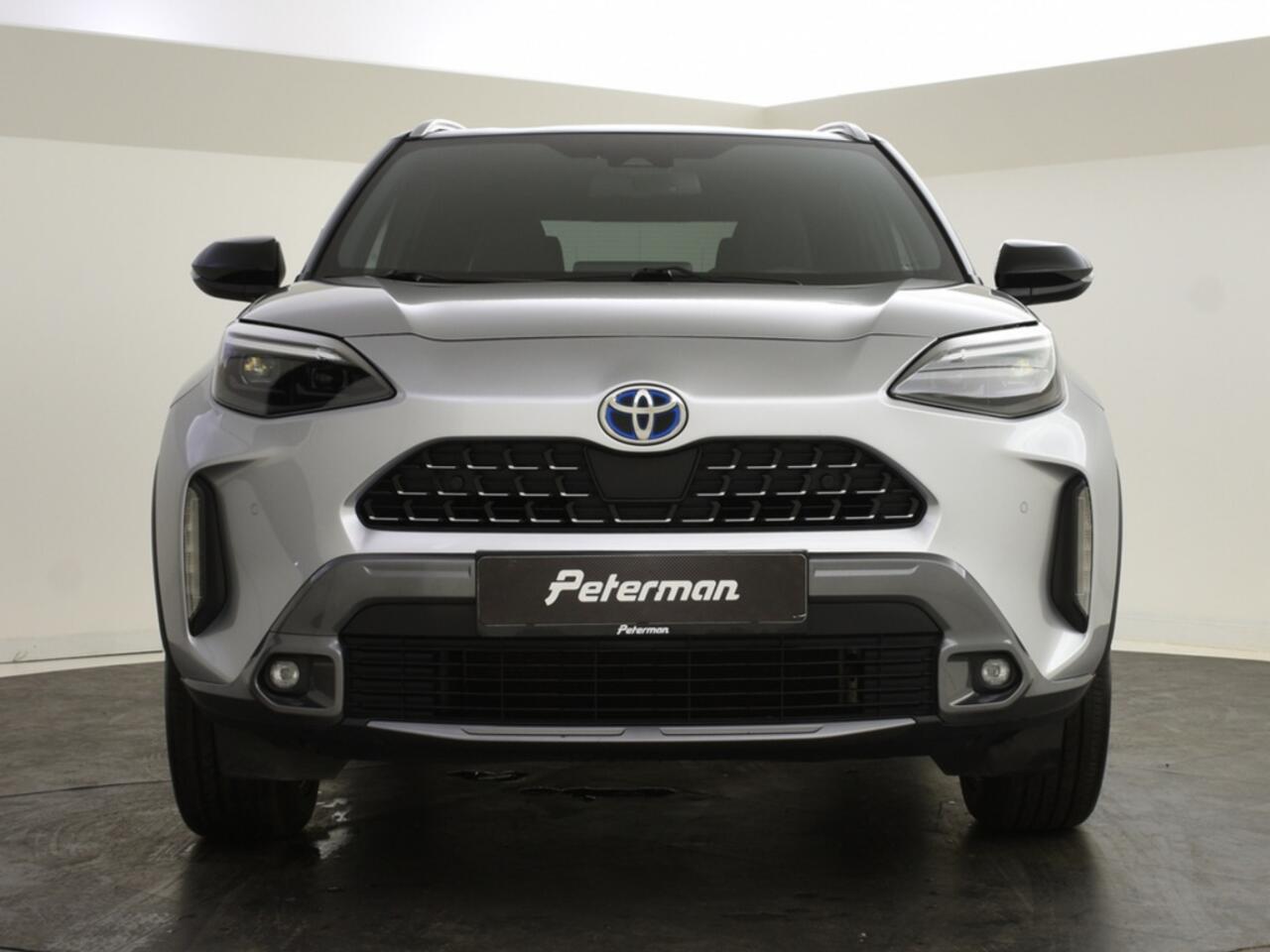 Toyota YARIS Cross 1.5 Hybrid AWD Launch Edition | Leren bekleding | Head-up d. |
