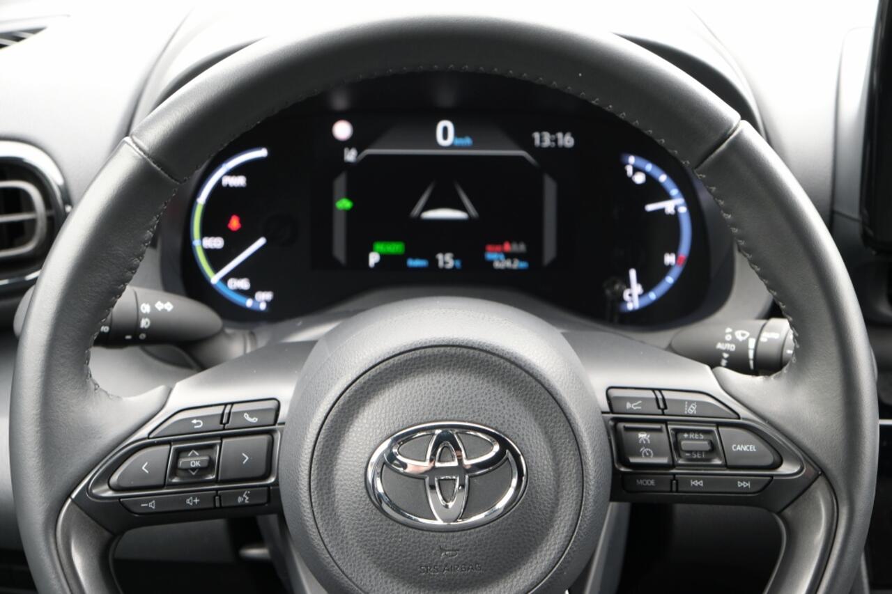 Toyota YARIS Cross 1.5 Hybrid 115 First Edition Automaat | Apple CarPlay & Androi