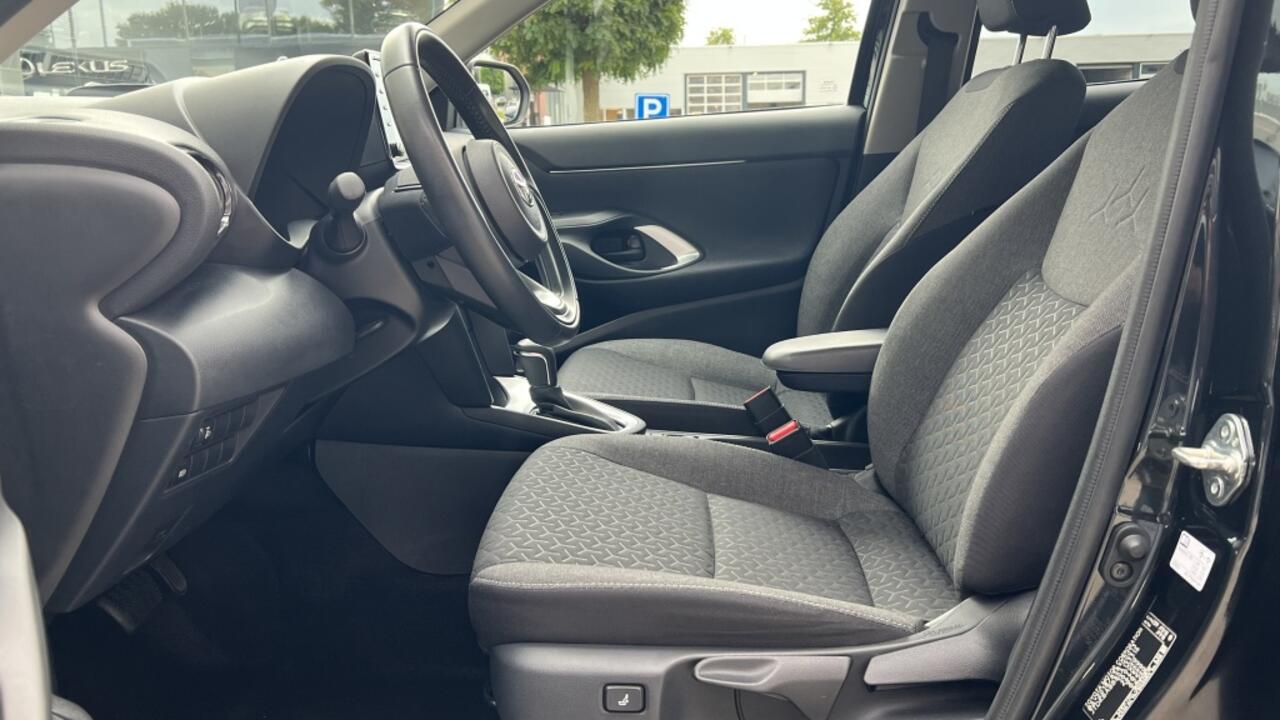 Toyota YARIS Cross 1.5 Hybrid Dynamic | Navi | Camera | Cruise