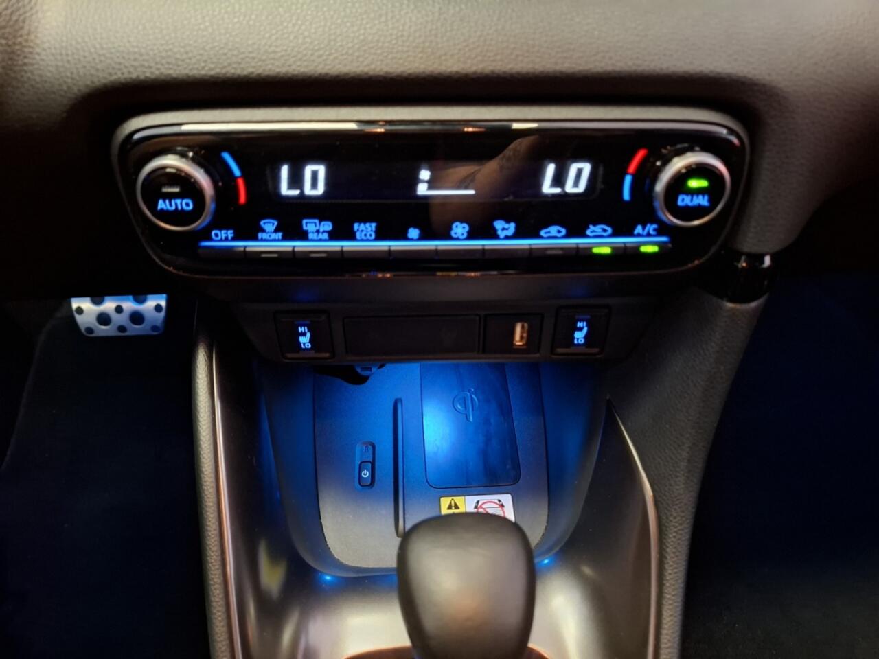 Toyota YARIS 1.5 Hyb. GR Sport, NL auto !! 12 maanden Bovag garantie, 116PK