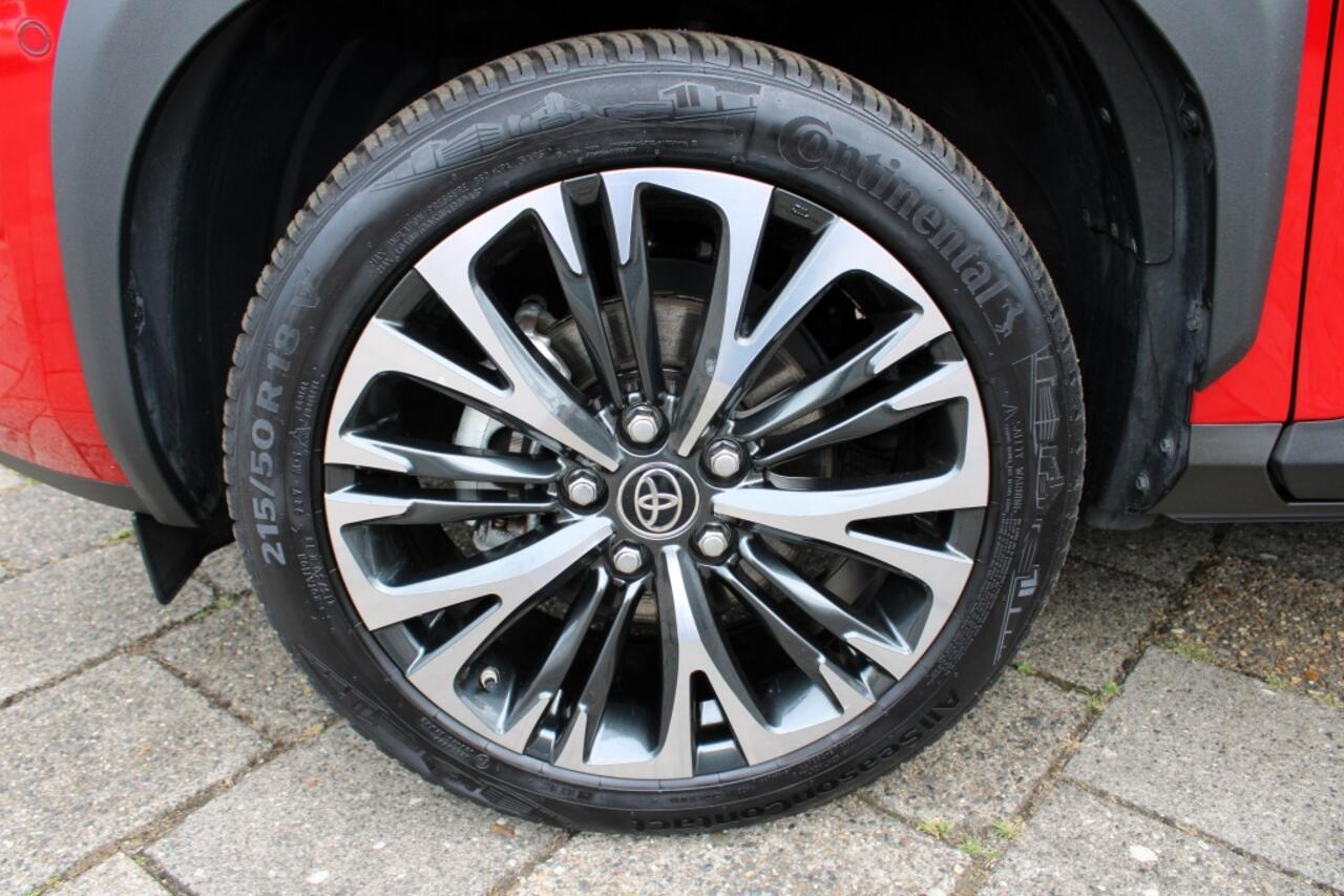 Toyota YARIS Cross 1.5 Hybrid | Elek A-Klep | 360 Cam | Stuur + Stoel verwarming