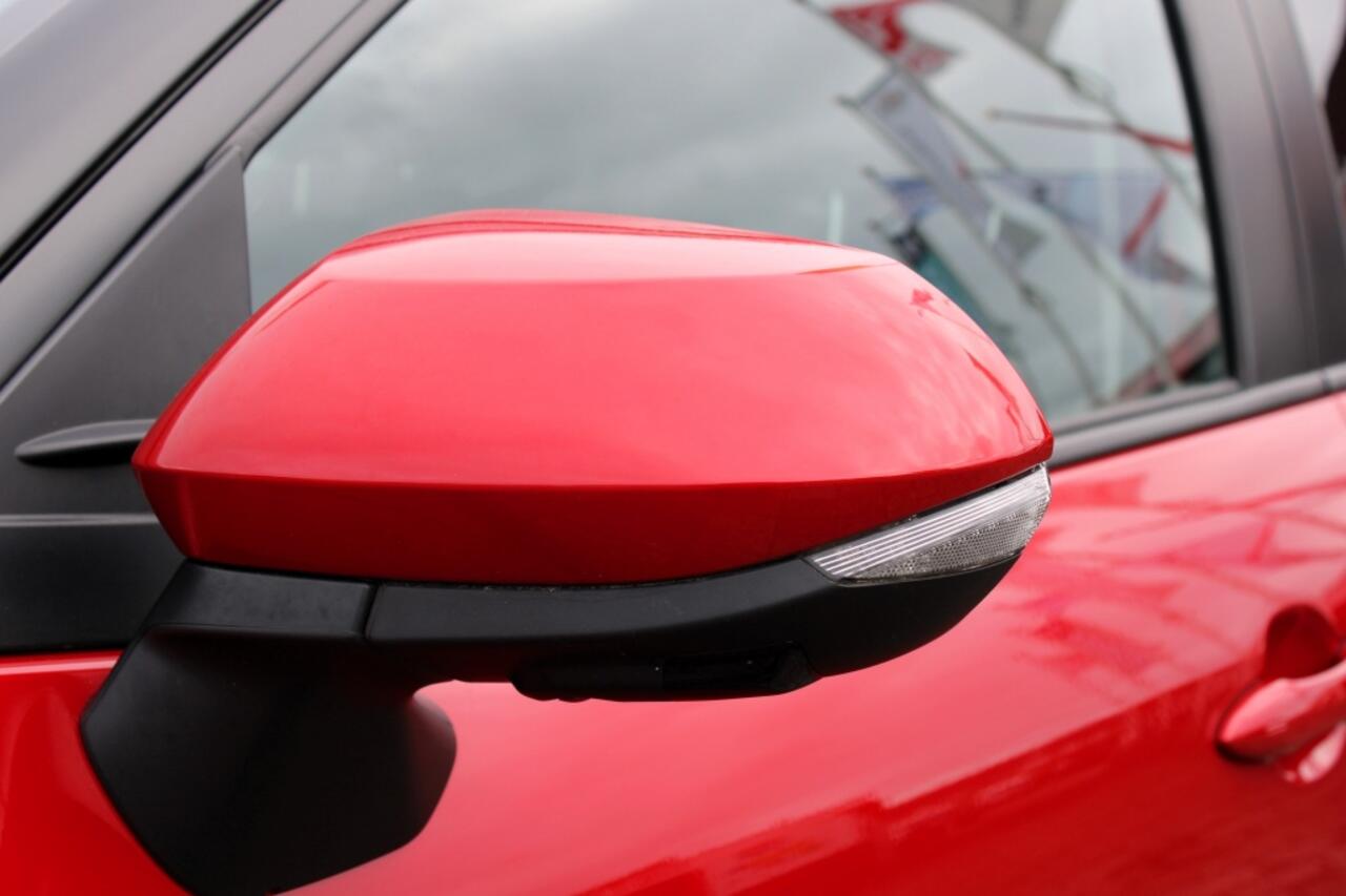 Toyota YARIS Cross 1.5 Hybrid | Elek A-Klep | 360 Cam | Stuur + Stoel verwarming