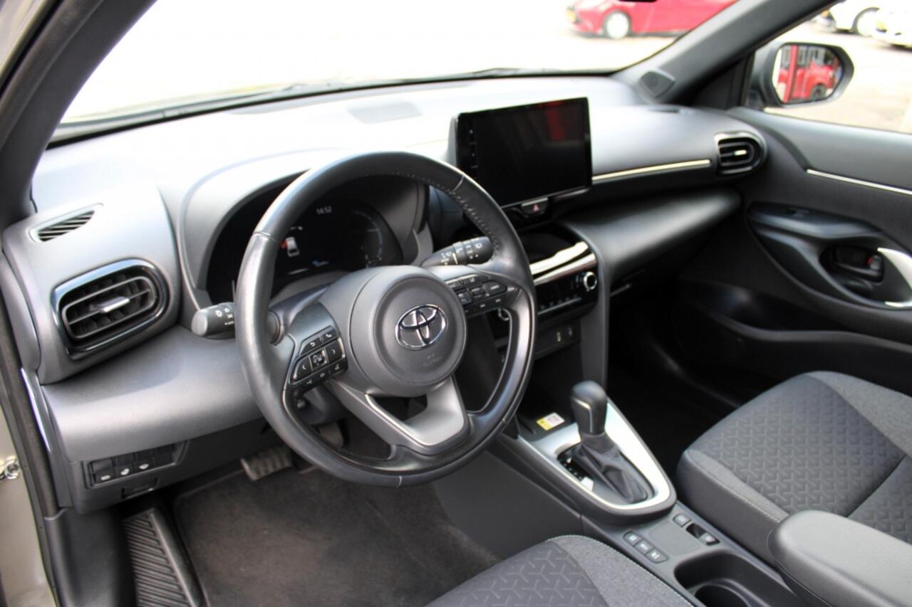 Toyota YARIS Cross 1.5 Hybrid Team Player