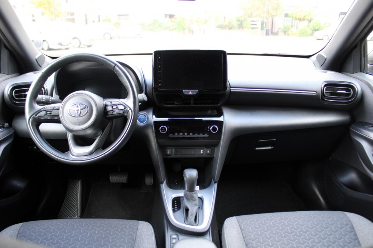 Toyota YARIS Cross 1.5 Hybrid Team Player