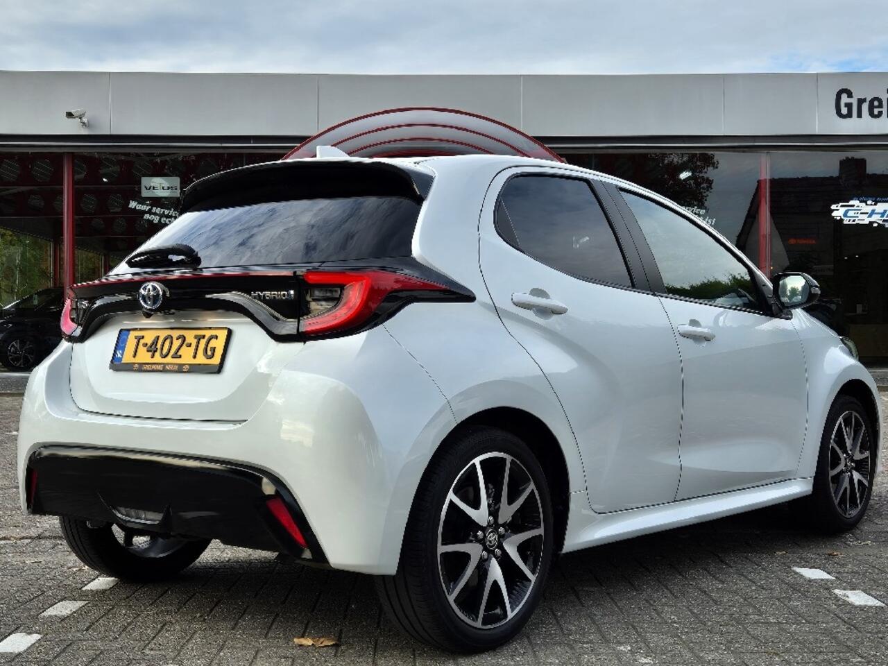 Toyota YARIS 1.5 Hybrid Automaat Executive | Half leder | Camera