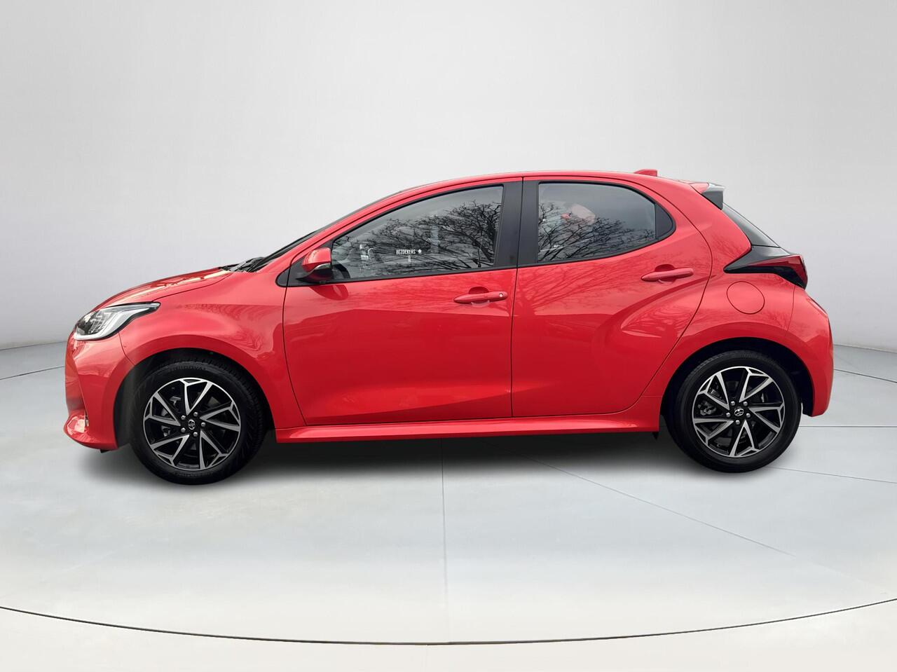 Toyota YARIS 1.5 Hybrid Dynamic | 06-10141018 Voor meer informatie