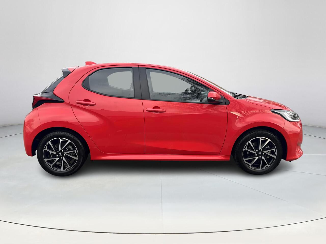 Toyota YARIS 1.5 Hybrid Dynamic | 06-10141018 Voor meer informatie