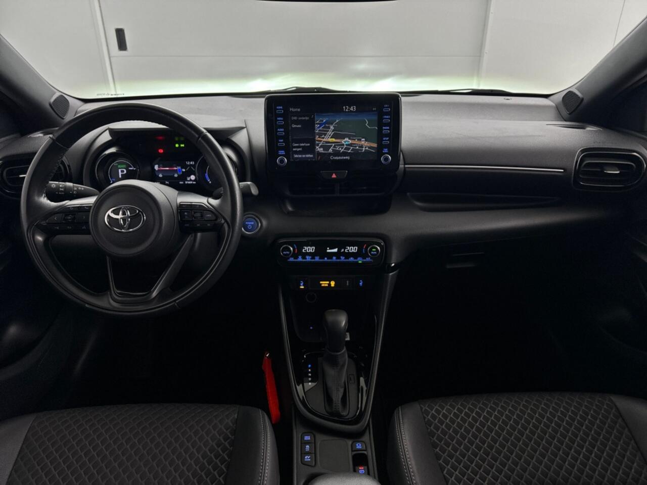 Toyota YARIS 1.5 Hybrid Executive Automaat | Lederen Bekleding | 17'' L.M. Velgen | Adaptieve Cruise Control