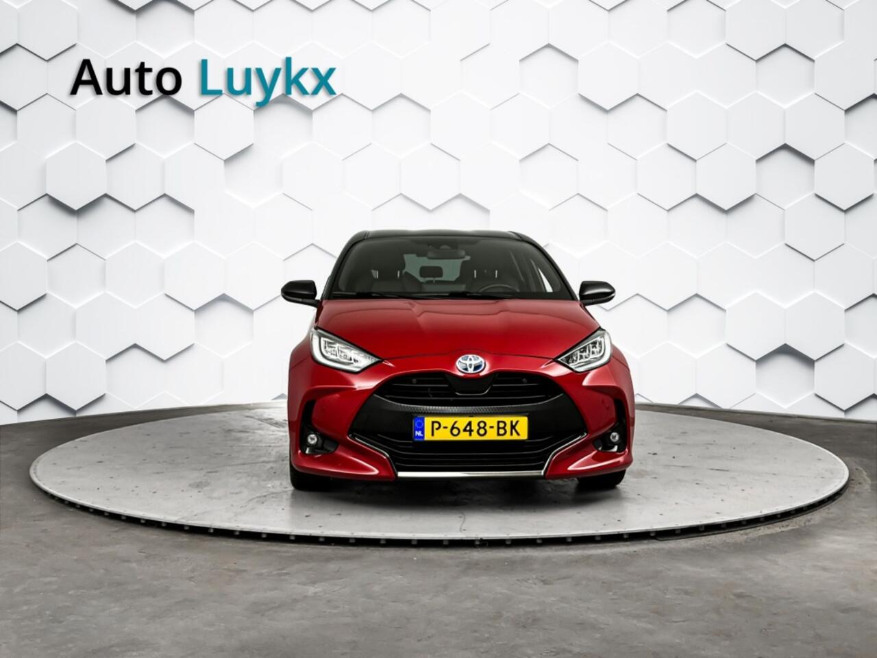 Toyota YARIS 1.5 Hybrid Executive Automaat | Lederen Bekleding | 17'' L.M. Velgen | Adaptieve Cruise Control