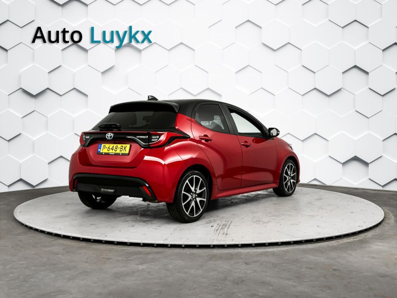 Toyota YARIS 1.5 Hybrid Executive Automaat | Lederen Bekleding | 17'' L.M. Velgen | Adaptieve Cruise Control