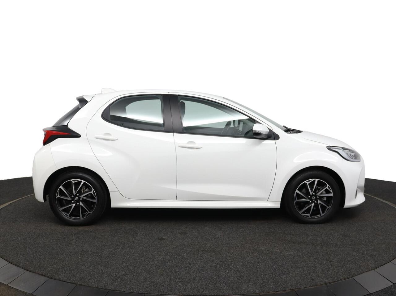 Toyota YARIS 1.5 Hybrid Dynamic | Adaptive Cruise Control | Achteruitrijcamera | Android Auto | Apple Carplay |