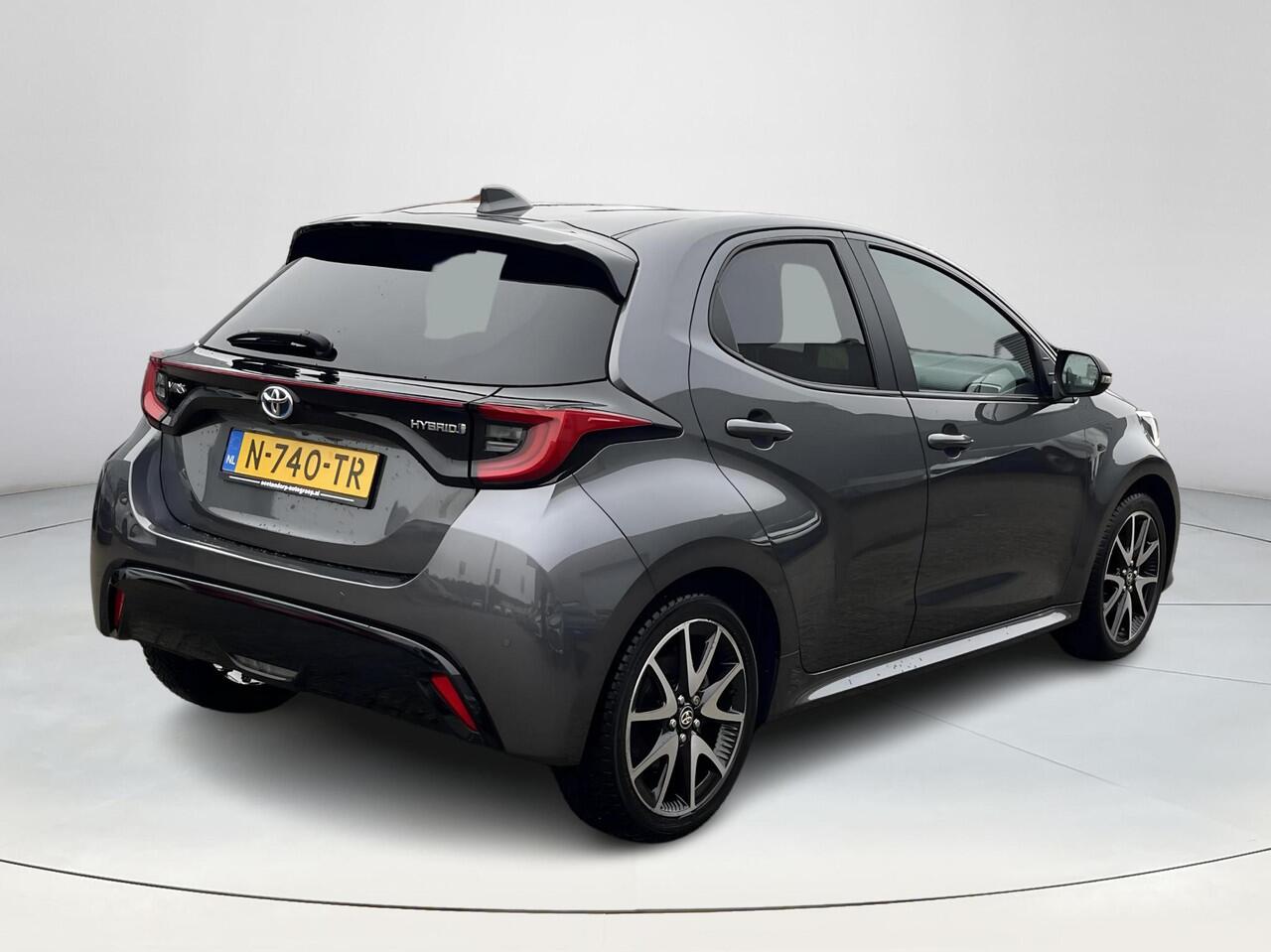 Toyota YARIS 1.5 Hybrid Executive