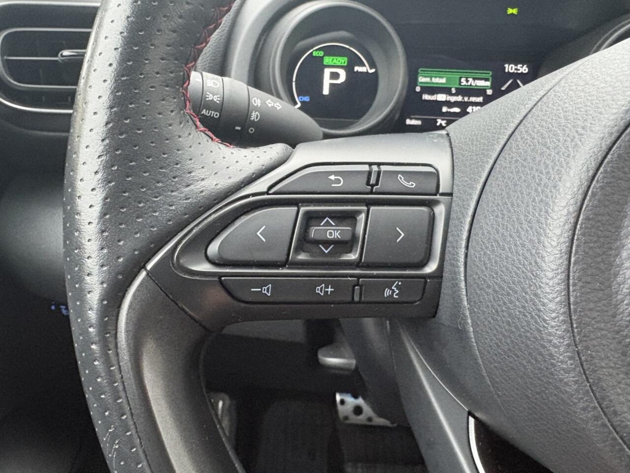 Toyota YARIS 1.5 Hybrid GR Sport | Stuur + Stoelverwarming | Navigatie |