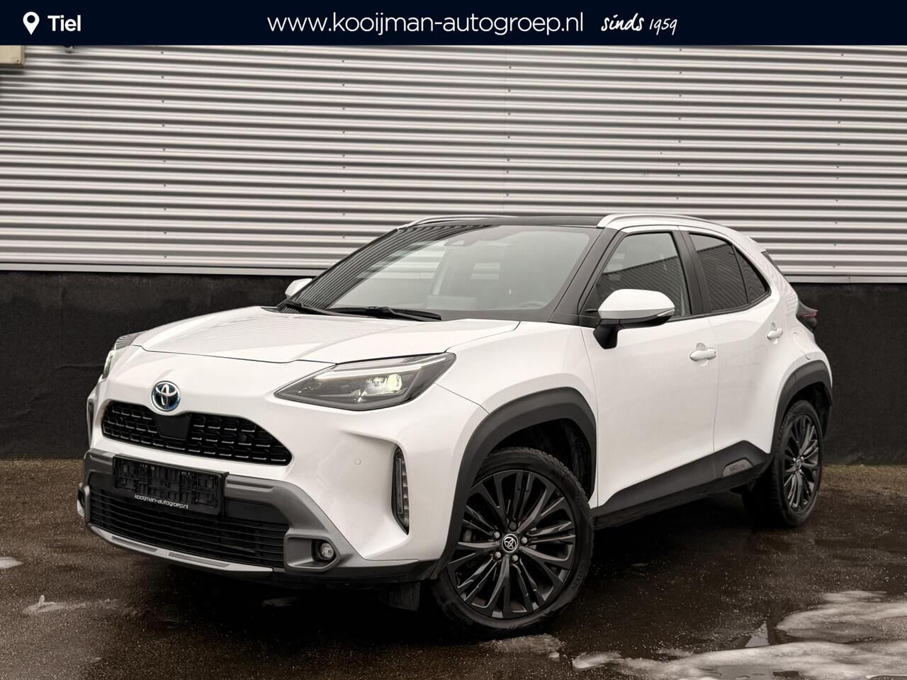 Toyota YARIS Cross 1.5 Hybrid Adventure AWD Automaat Panoramadak, Dodehoekdetectie, Stoelverwarming, Parkeersensoren voor + achter, Achteruitrijcamera, Head-up display, JBL