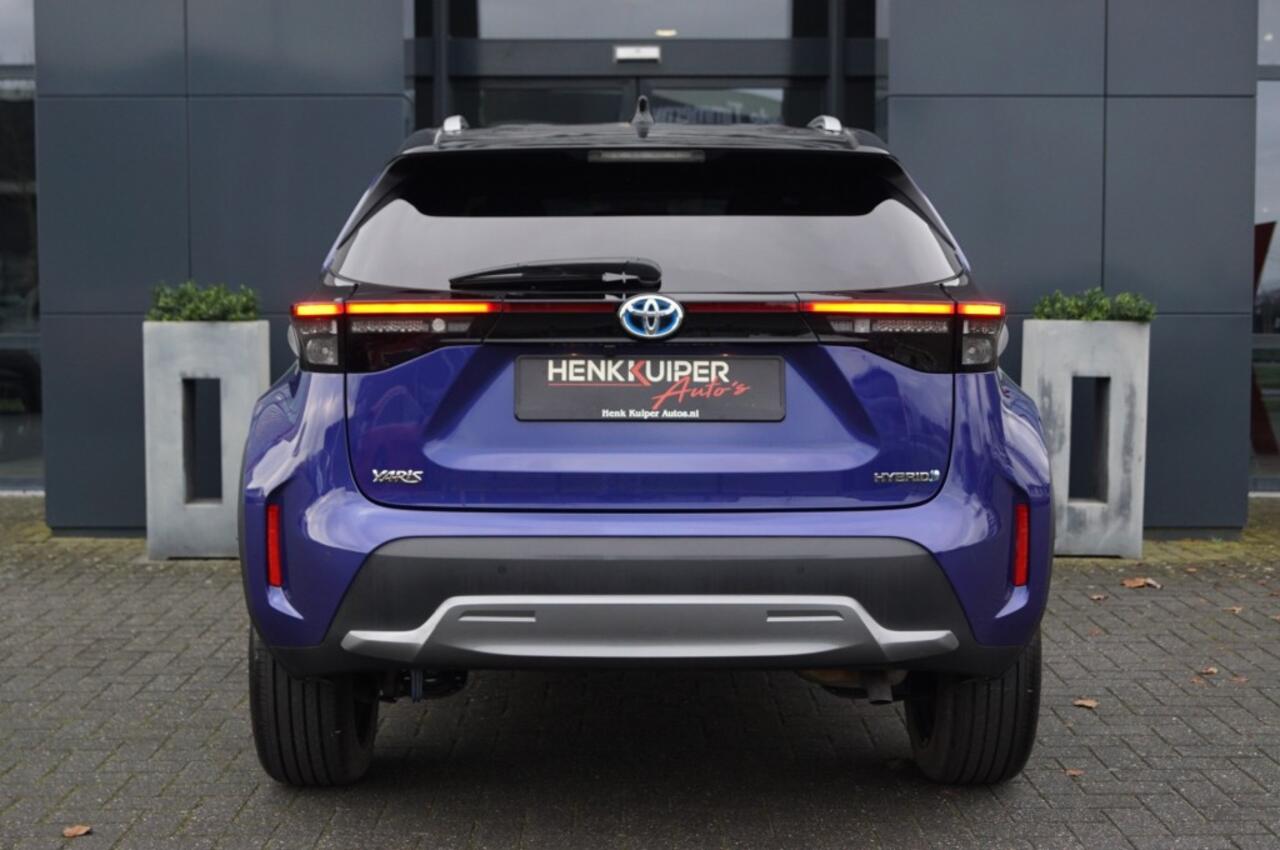 Toyota YARIS 1.5 Hybrid Adventure / Camera /Elektr. A-Klep/ Head-up/ JBL /Navi/18 Inch LM
