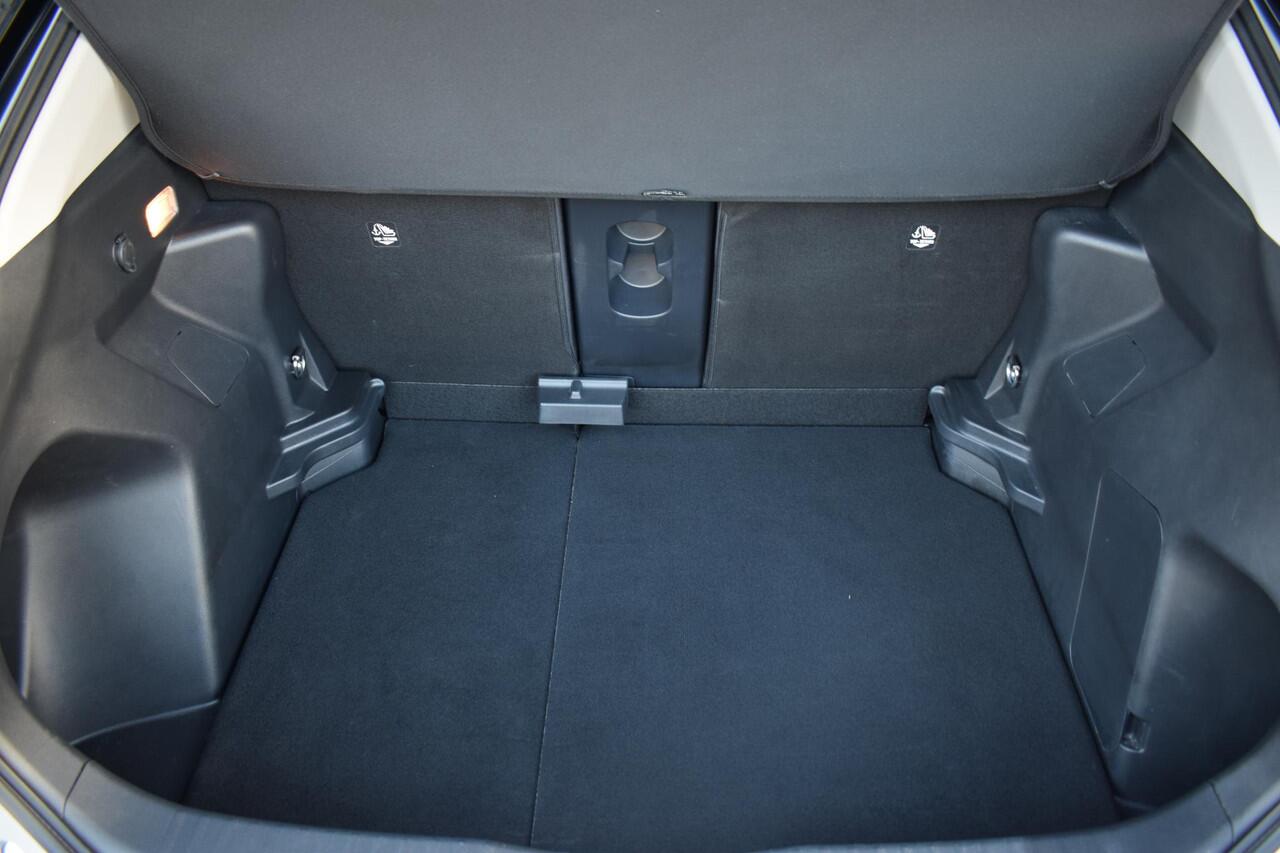 Toyota YARIS Cross 1.5 Hybrid Executive | Two Tone | Apple CarPlay | Half Leer | Stoelverwarming