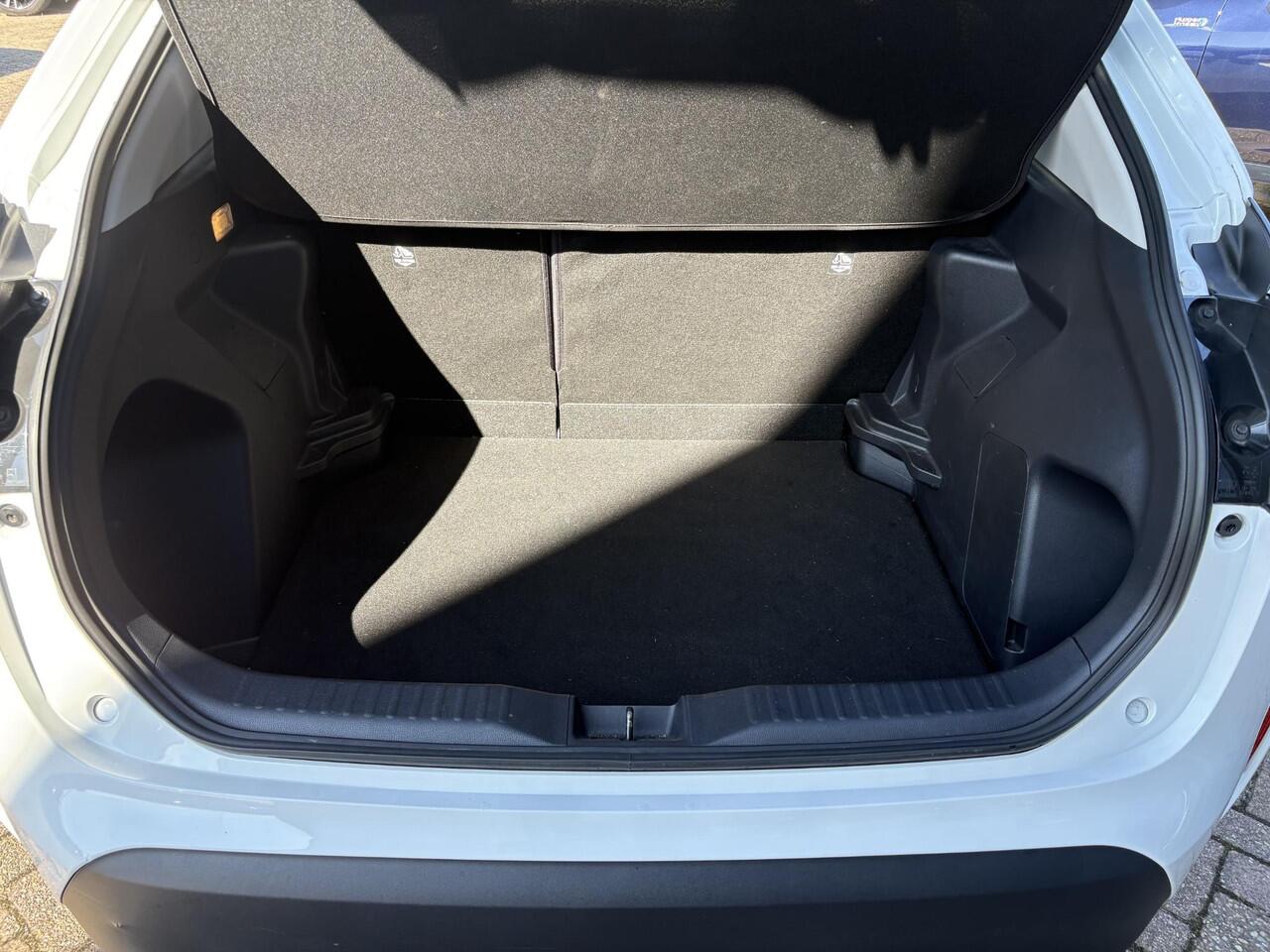 Toyota YARIS Cross 1.5 Hybrid Active | ACC | Climate control | Camera | Android Auto/Apple Carplay