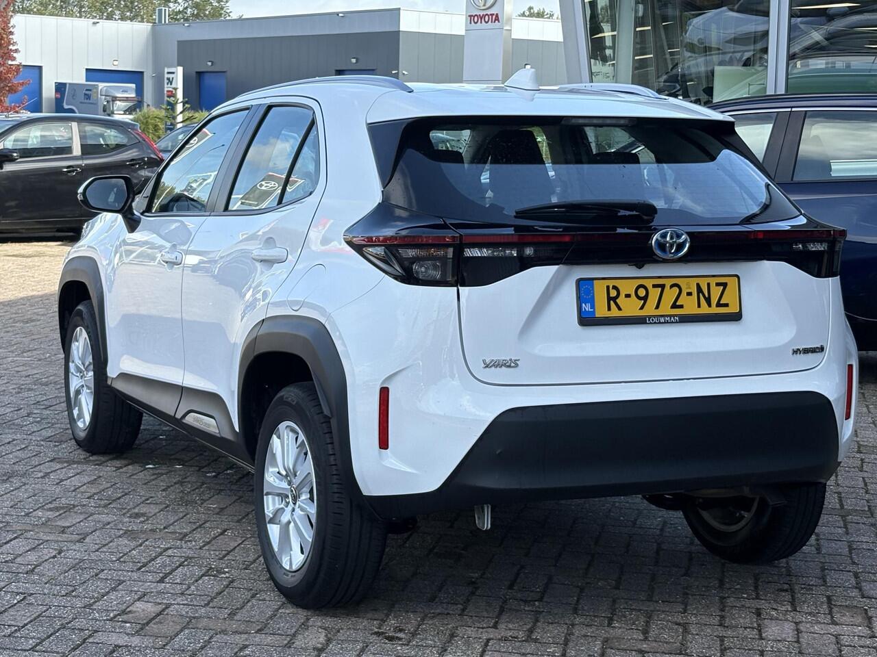 Toyota YARIS Cross 1.5 Hybrid Active | ACC | Climate control | Camera | Android Auto/Apple Carplay