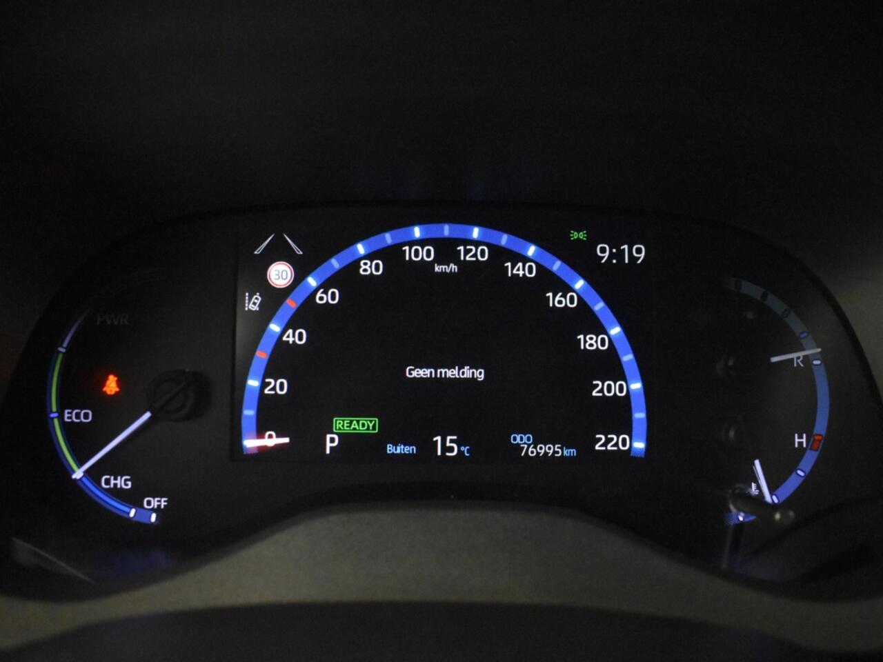 Toyota YARIS Cross 1.5 Hybrid AWD Dynamic | Trekhaak | Keyless | Navigatie