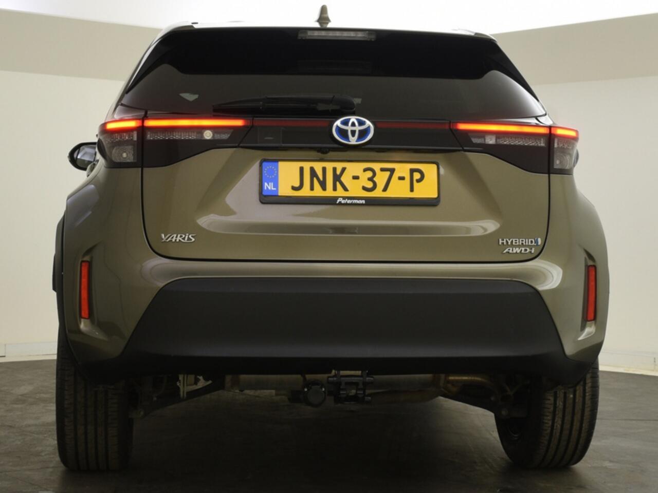 Toyota YARIS Cross 1.5 Hybrid AWD Dynamic | Trekhaak | Keyless | Navigatie