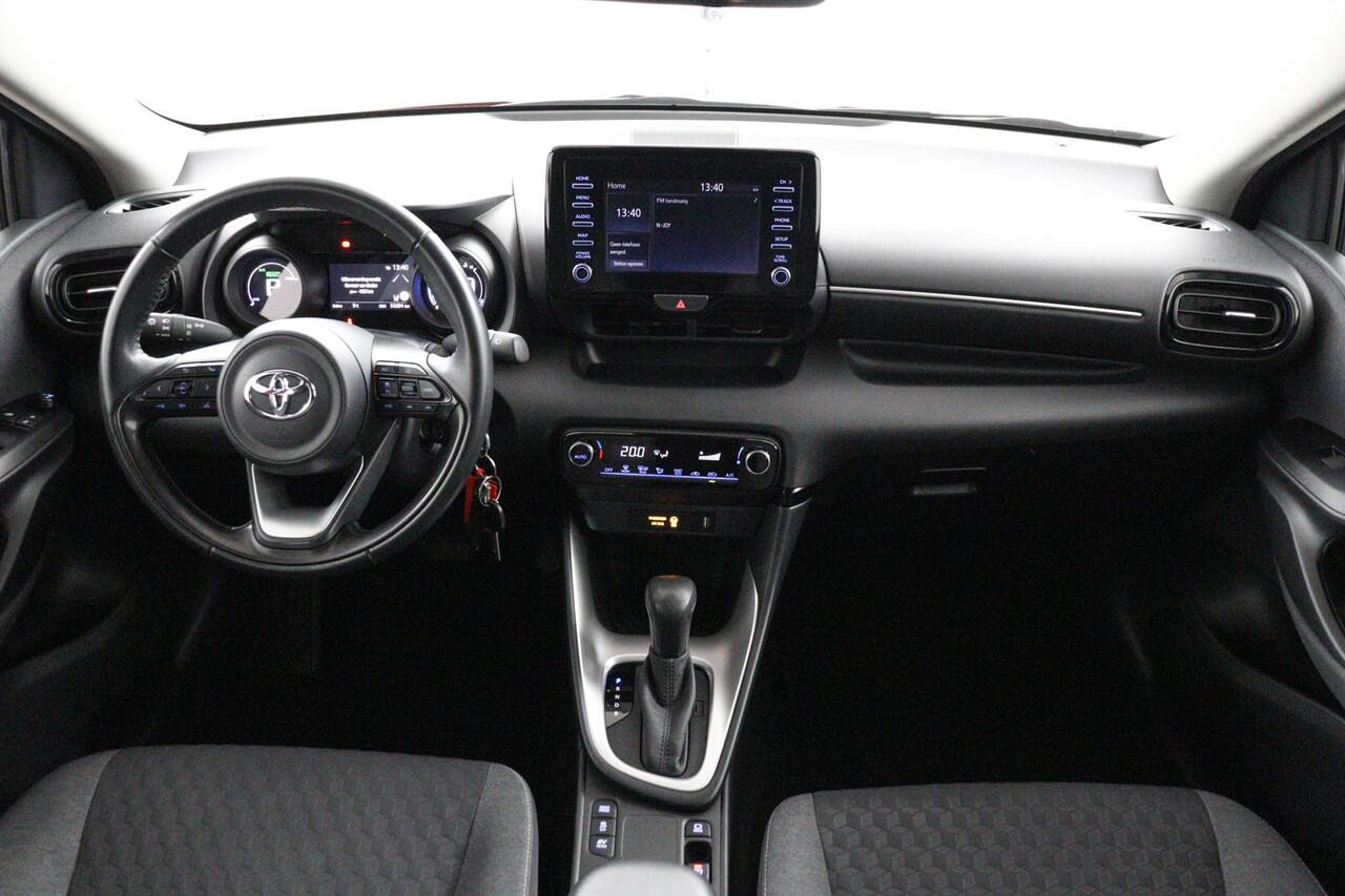 Toyota YARIS 1.5 Hybrid Dynamic | Apple Carplay/Android Aut | all seasons banden |