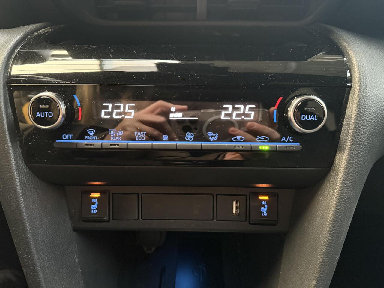 Toyota YARIS Cross 1.5 Hybrid Adventure