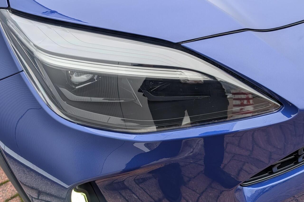 Toyota YARIS Cross 1.5 Hybrid First Edition Automaat, Achteruitrijcamera, Navigatie met Android Auto & Apple Carplay