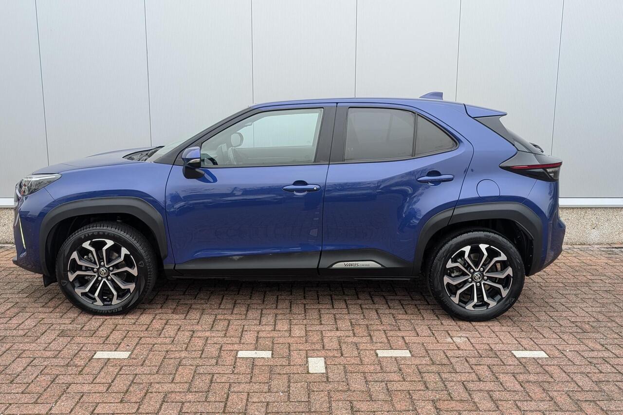 Toyota YARIS Cross 1.5 Hybrid First Edition Automaat, Achteruitrijcamera, Navigatie met Android Auto & Apple Carplay