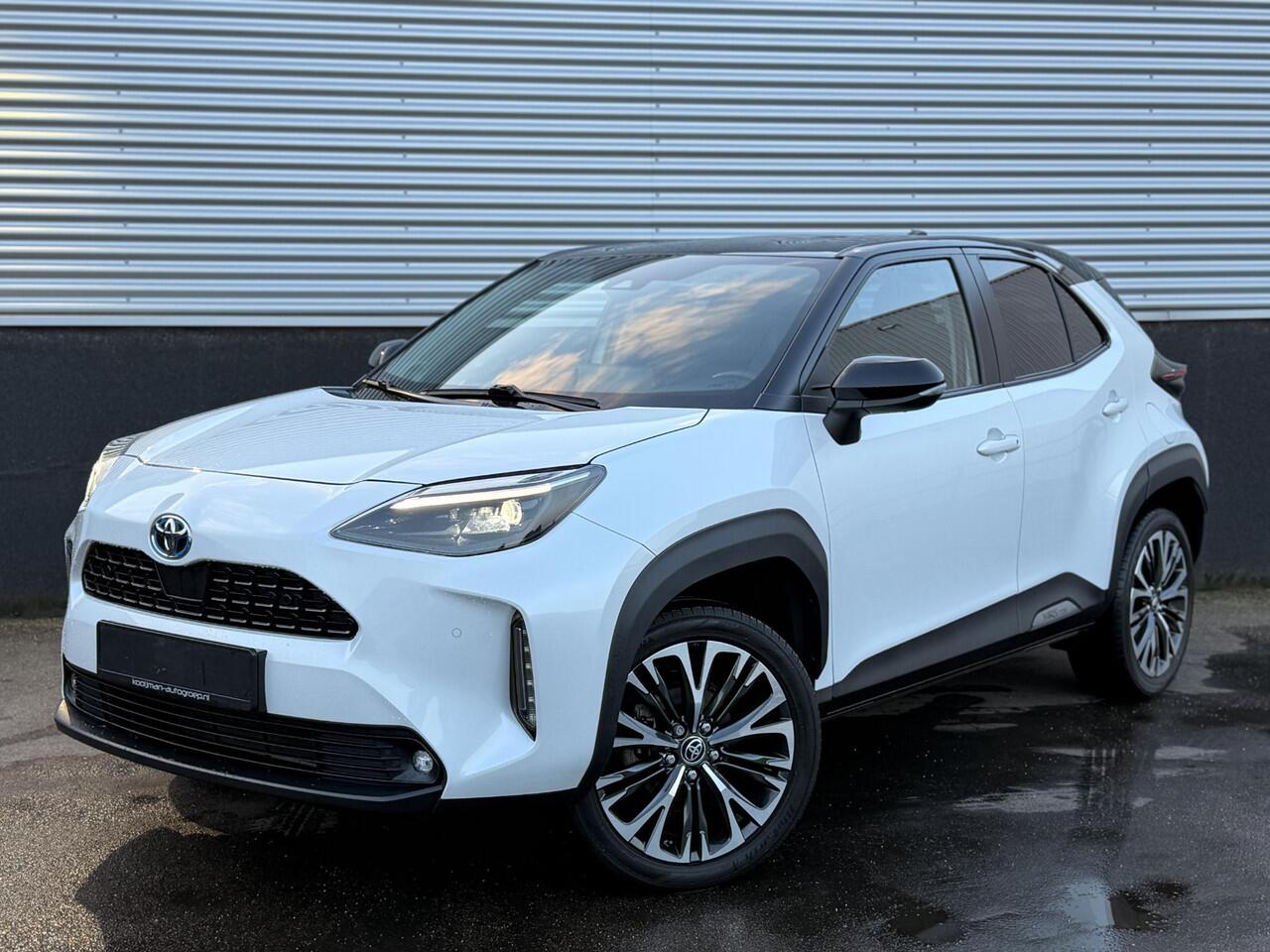 Toyota YARIS Cross 1.5 Hybrid Executive Trekhaak, Dodehoekdetectie, HUD, Stoelverwarming, LMV, LED, Elek. achterklep, Parkeersensoren