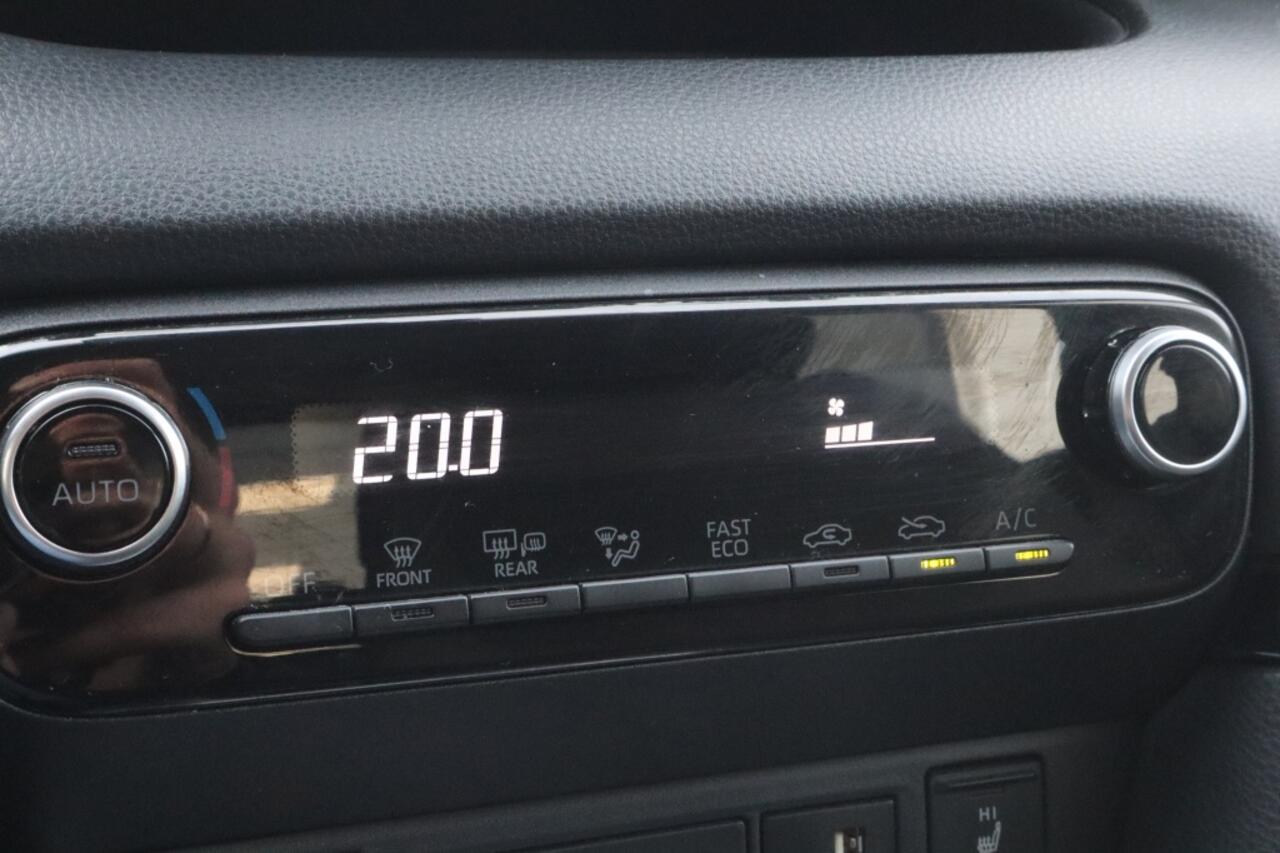 Toyota YARIS 1.5 Hybid Dynamic Keyless | Stoelverwarming | AllSeasons