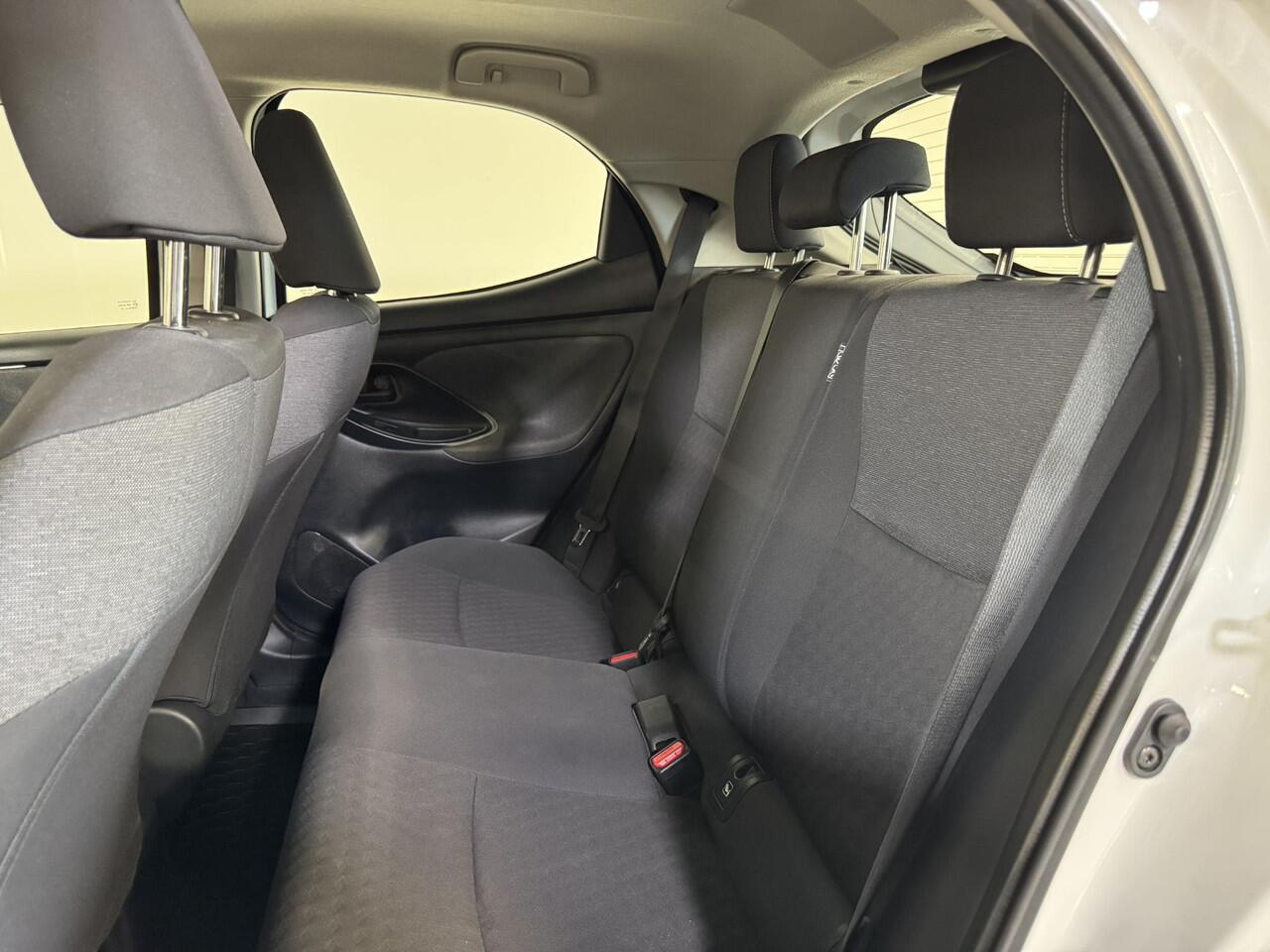 Toyota YARIS 1.5 VVT-i Dynamic | Keyless | Carplay | LED |