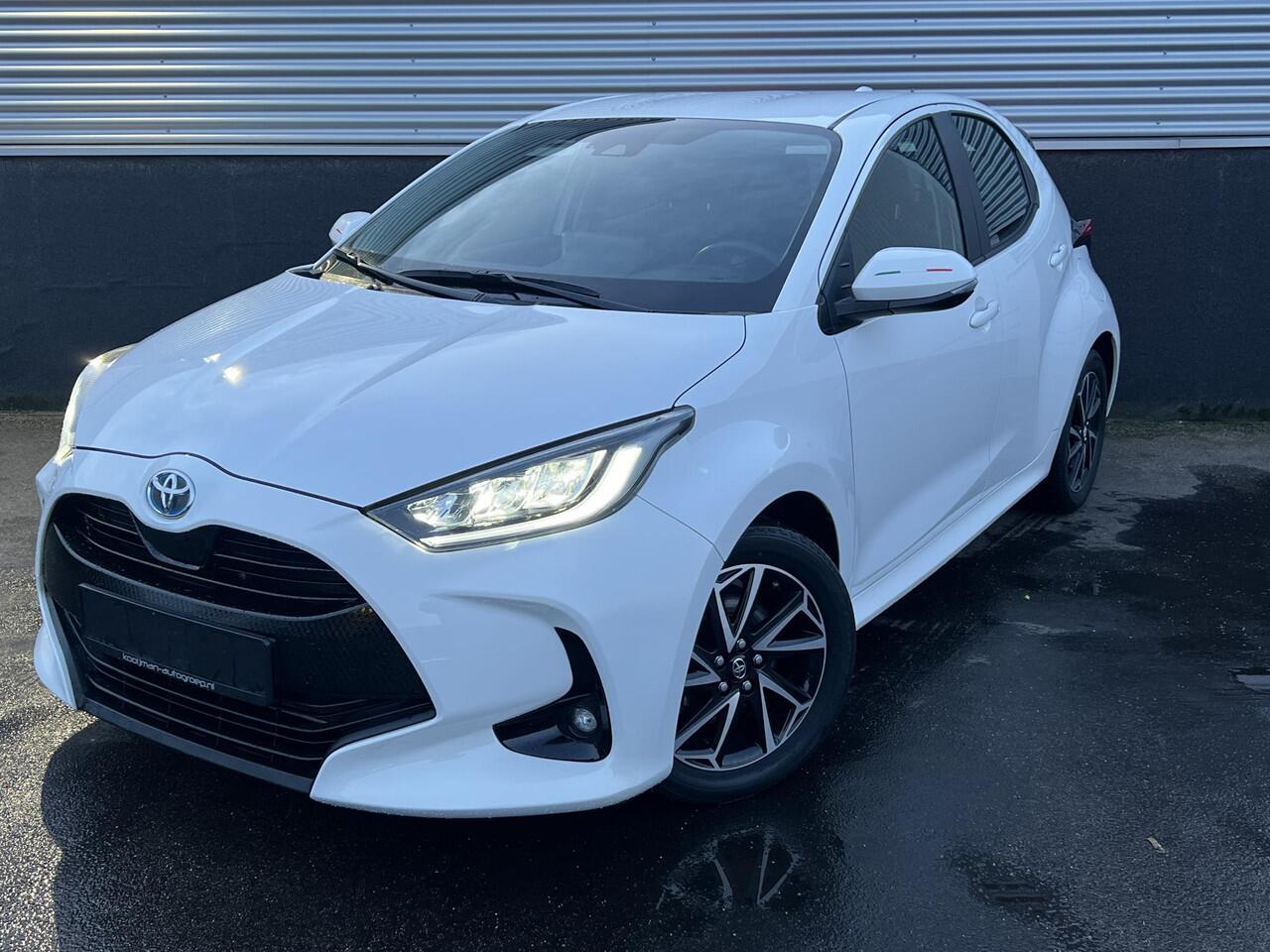 Toyota YARIS 1.5 Hybrid Dynamic LED, Lichtmetalen velgen, Adaptieve cruise control, Achteruitrijcamera,