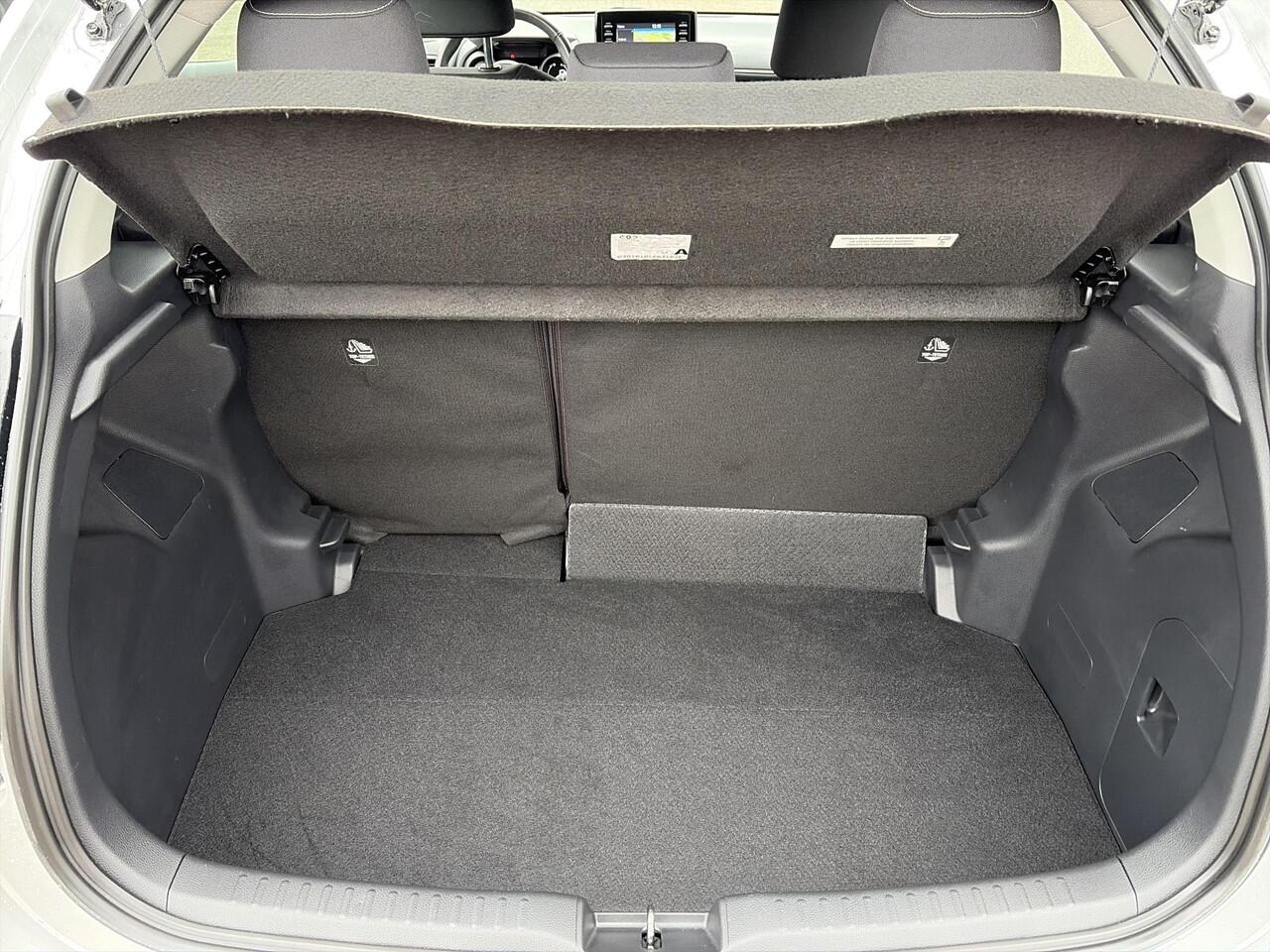 Toyota YARIS 1.5 Hybrid Dynamic