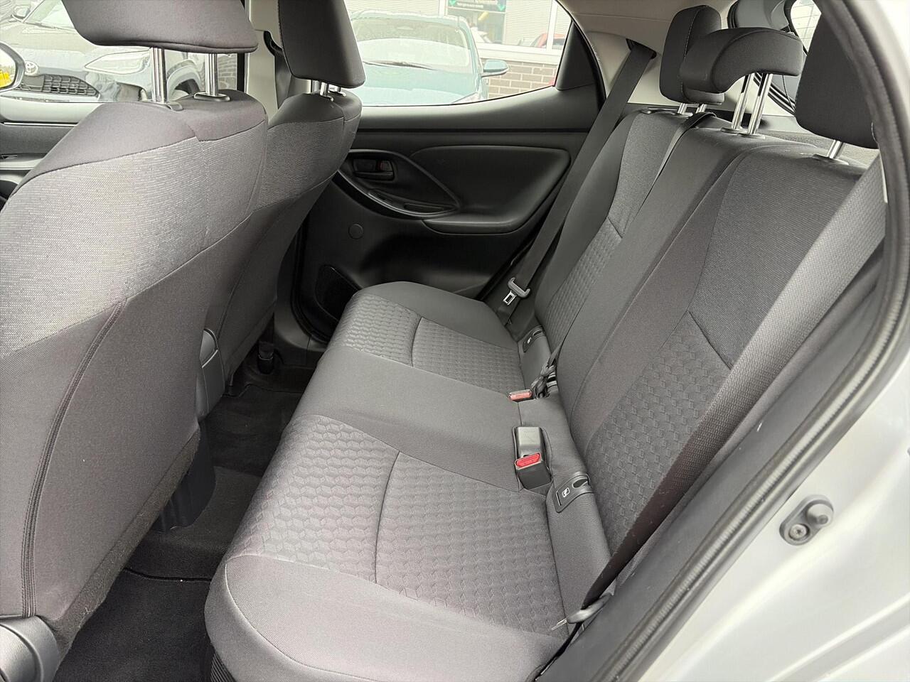 Toyota YARIS 1.5 Hybrid Dynamic