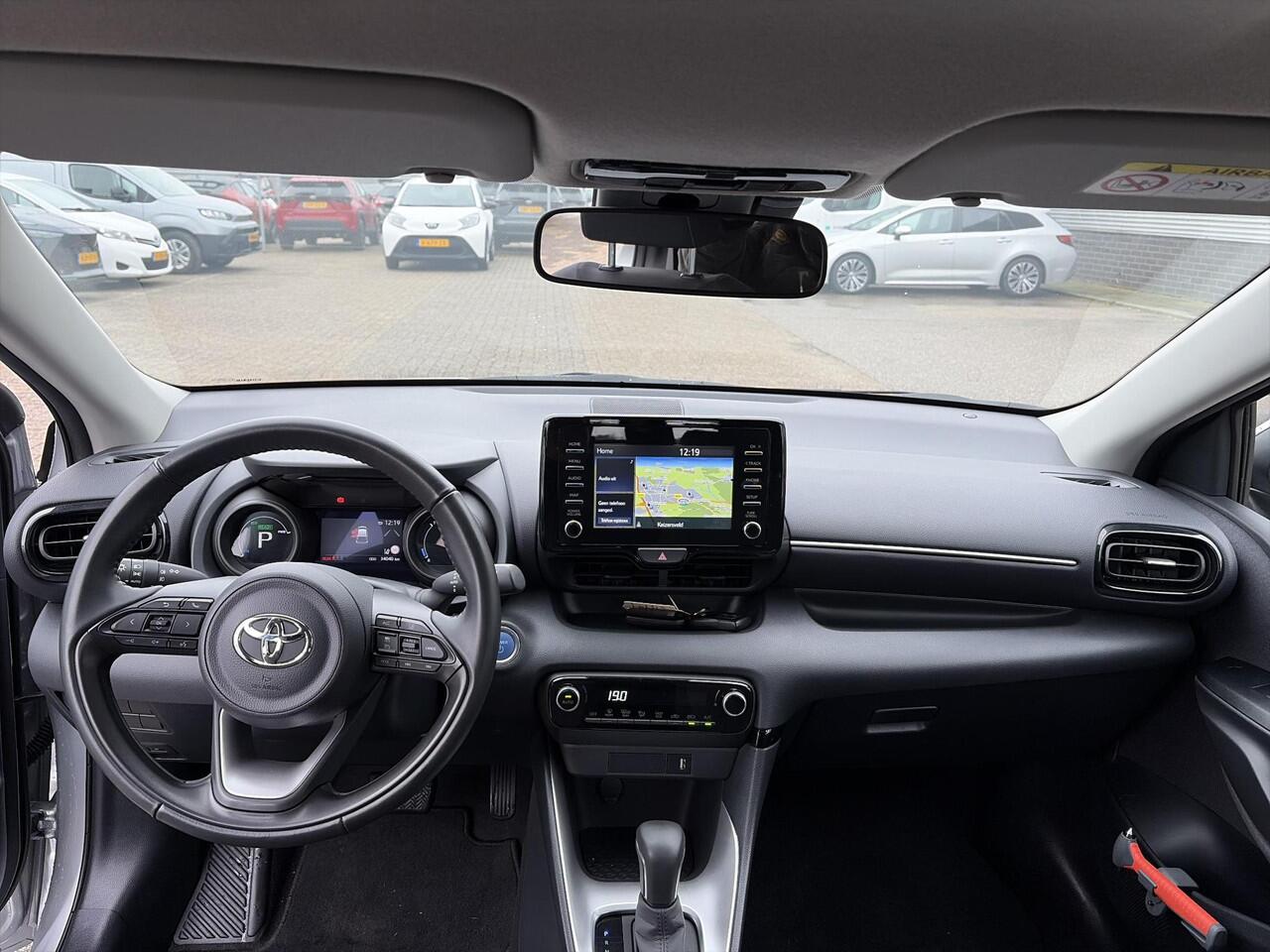 Toyota YARIS 1.5 Hybrid Dynamic