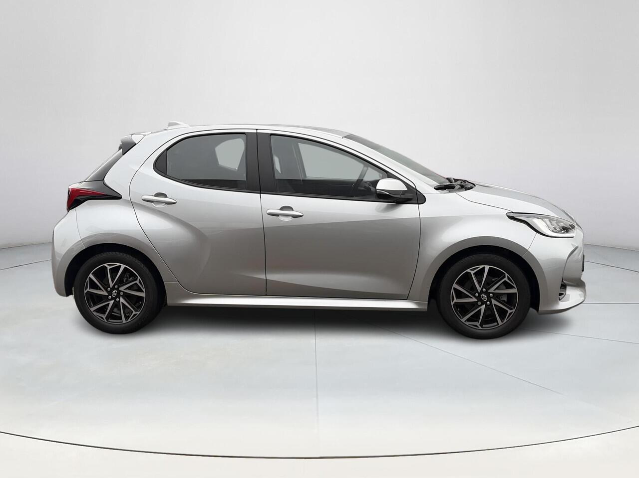 Toyota YARIS 1.5 Hybrid Dynamic