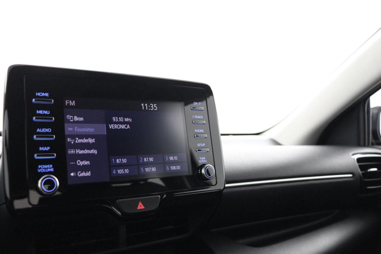 Toyota YARIS 1.5 Hybrid TeamNL | Trekhaak | Apple Carplay/Android Auto | stoelverwarming |