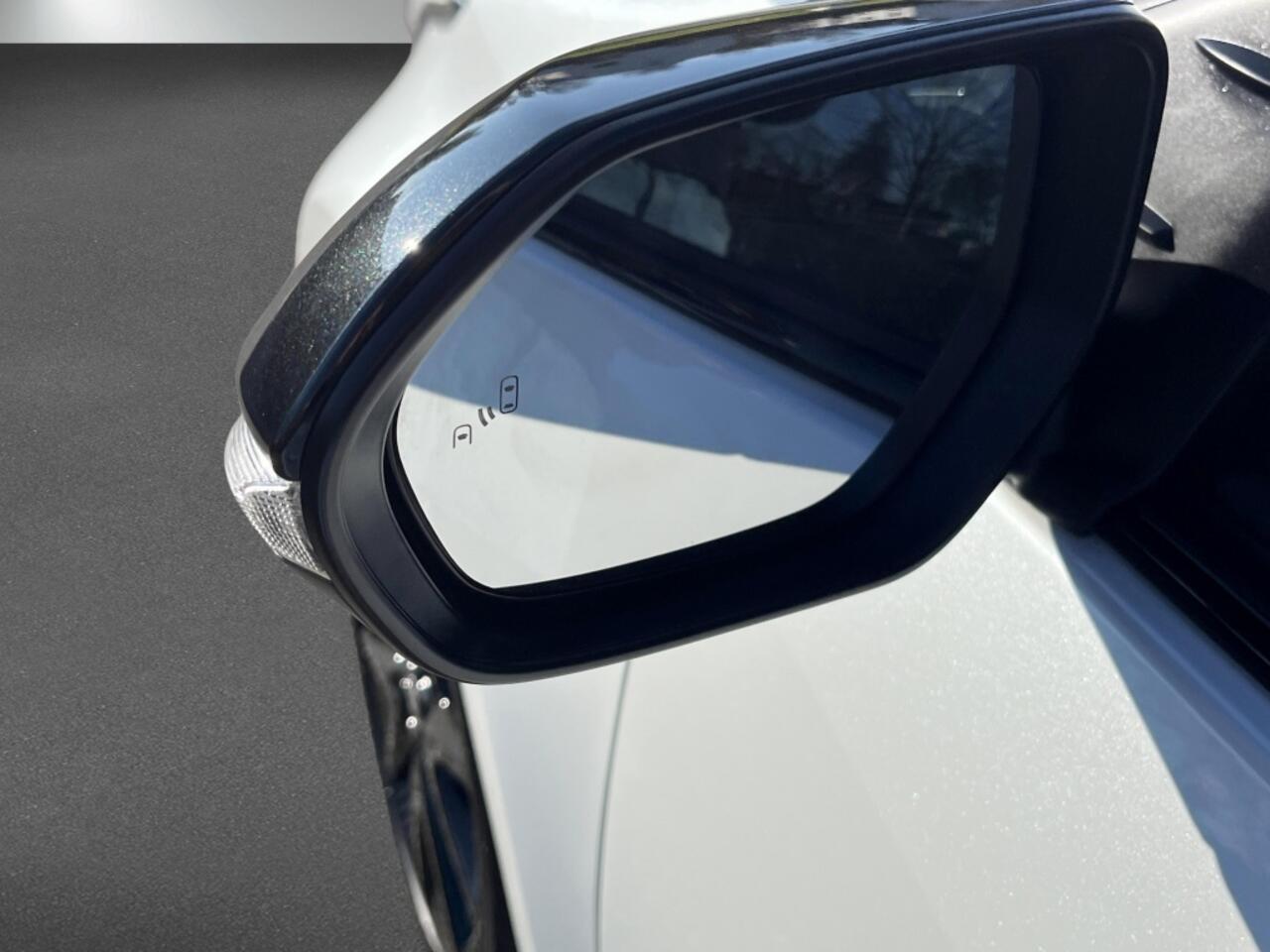 Toyota YARIS 1.5 Hybrid Executive