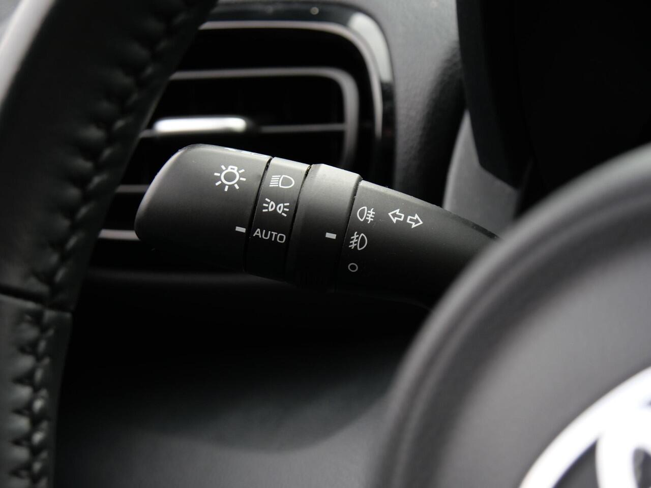 Toyota YARIS Cross 1.5 HYBRID FIRST EDITION/ NL-AUTO VAN 1STE EIGENAAR