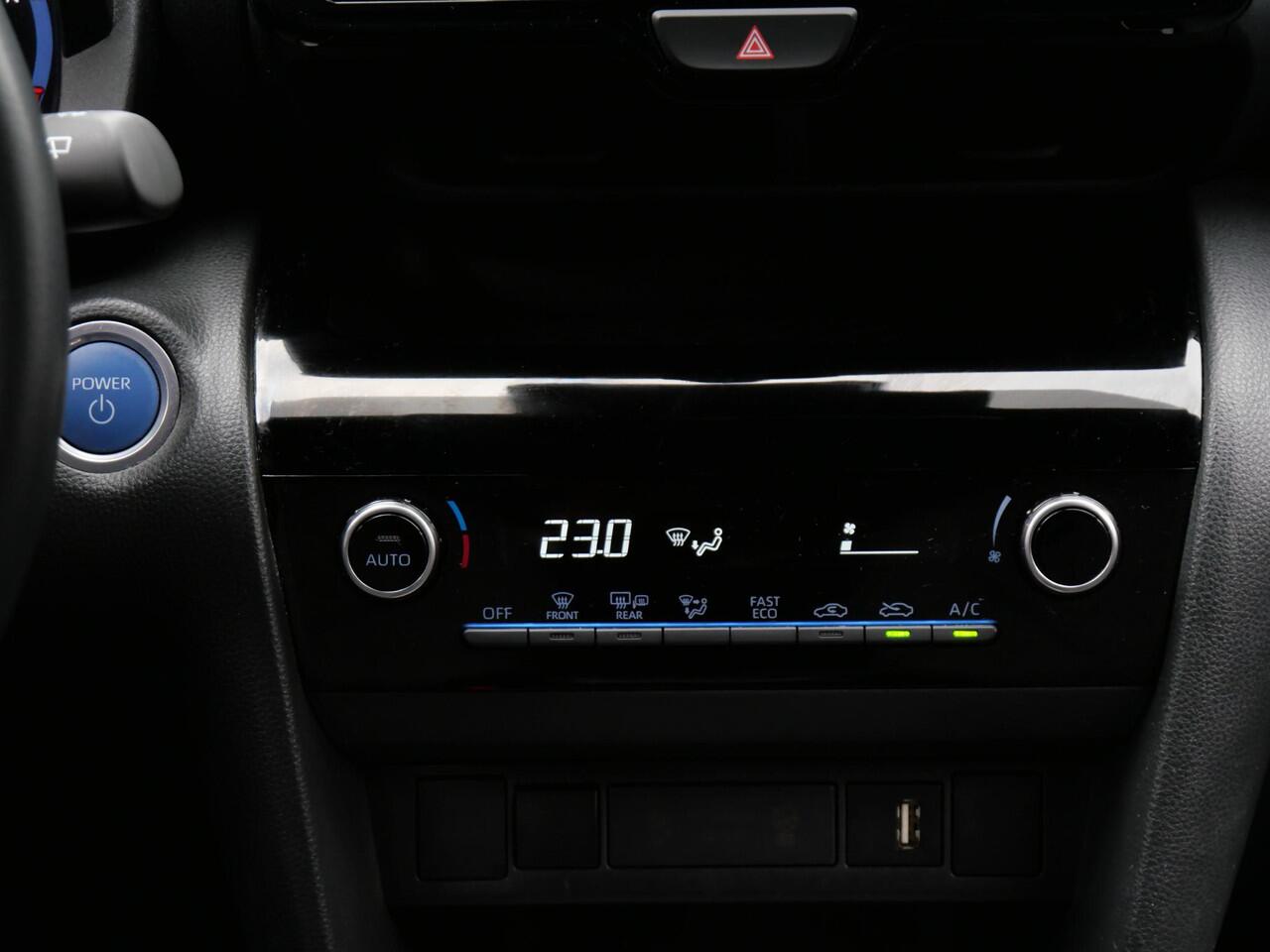 Toyota YARIS Cross 1.5 HYBRID FIRST EDITION/ NL-AUTO VAN 1STE EIGENAAR