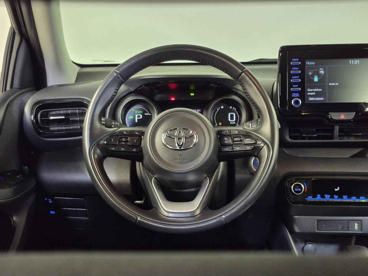 Toyota YARIS 1.5 Hybrid Dynamic | Trekhaak afneembaar | Keyless | Carplay | LED | Dealeronderhouden |