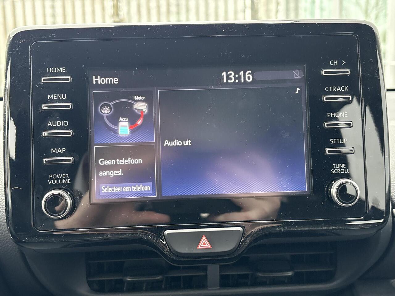 Toyota YARIS 1.5 Hybrid Active **APPLE CARPLAY/ ADAPTIIEF CRUISE CONTROL/ CLIMATE CONTROL**