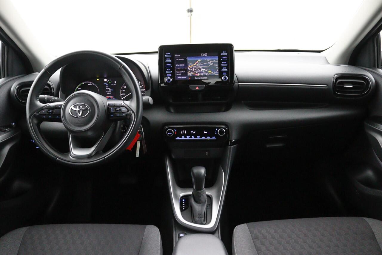 Toyota YARIS 1.5 Hybrid Active | Navigatie | Automaat | Achteruitrijcamera | Climate Control | Cruise Control |
