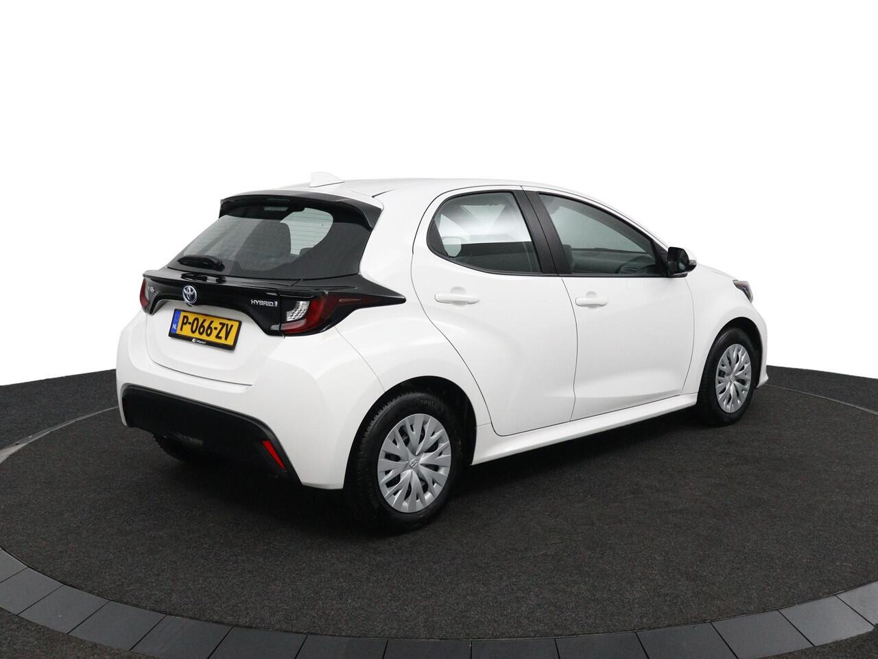 Toyota YARIS 1.5 Hybrid Active | Navigatie | Automaat | Achteruitrijcamera | Climate Control | Cruise Control |