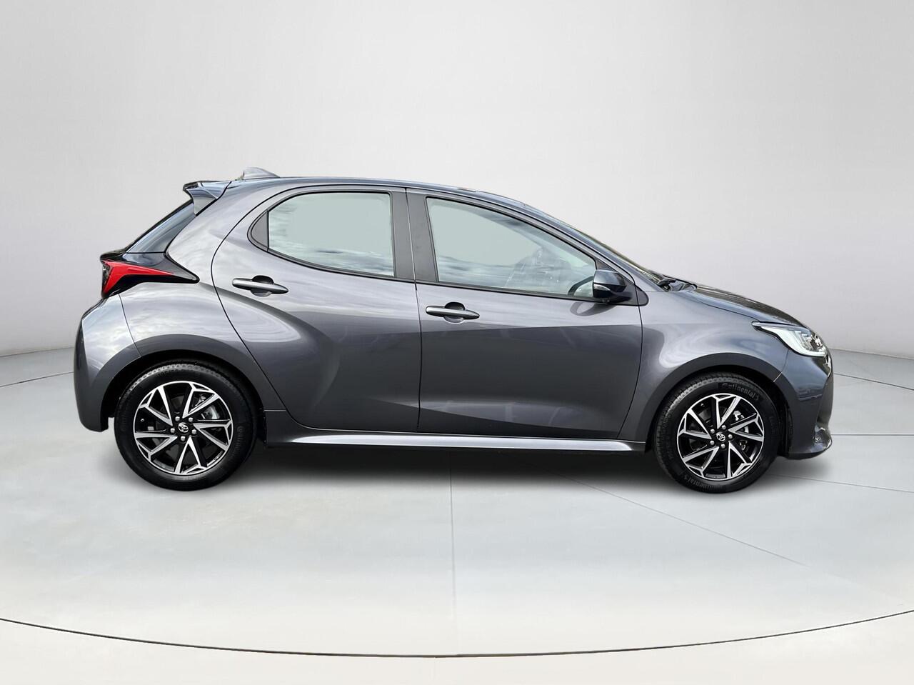 Toyota YARIS 1.5 Hybrid Dynamic | Apple CarPlay/Android auto | Achteruitrijcamera