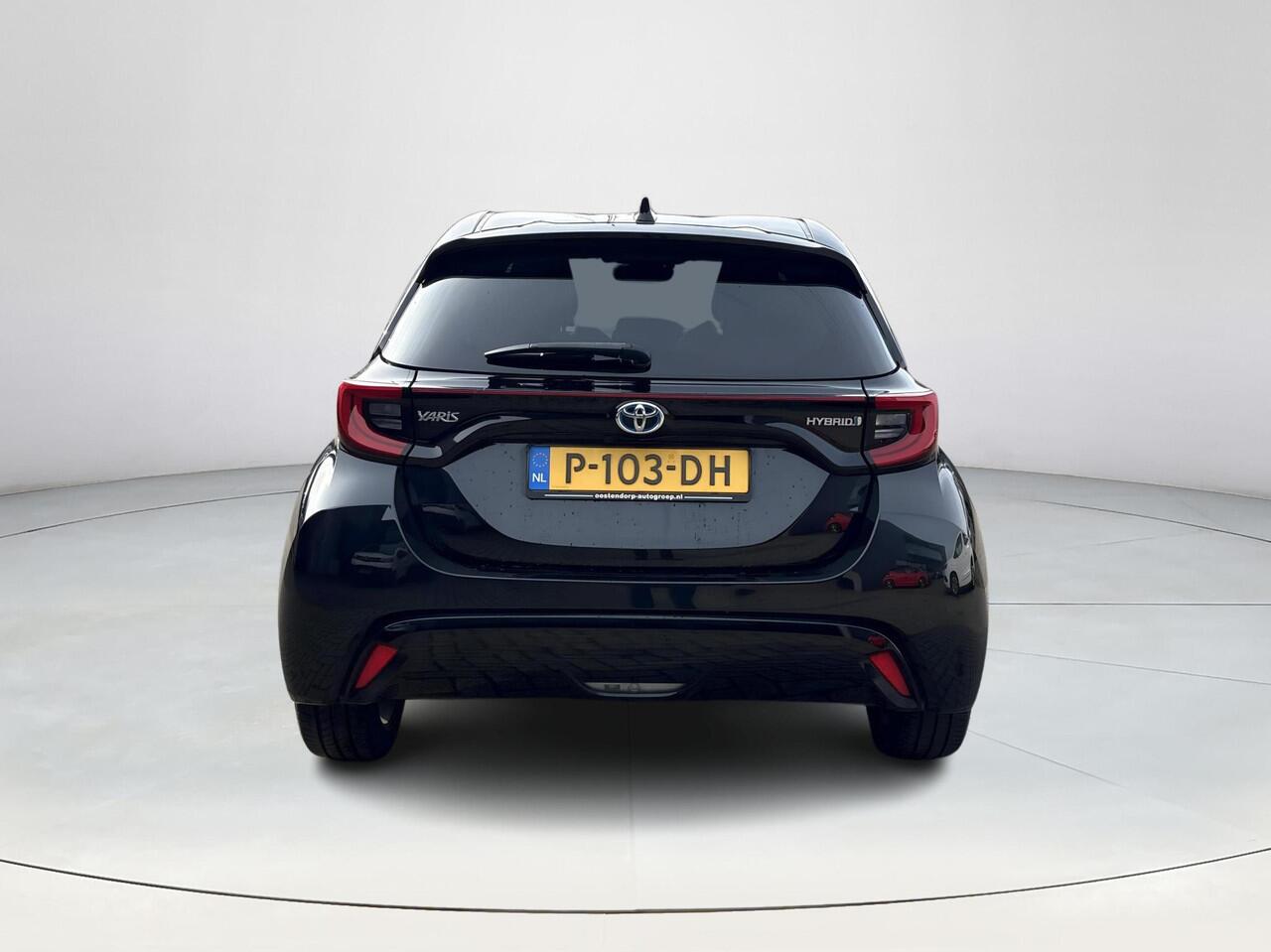 Toyota YARIS 1.5 Hybrid Executive **DODEHOEK DETECTIE/ STOELVERWARMING/ PARKEERSENSOREN/ KEYLESS**